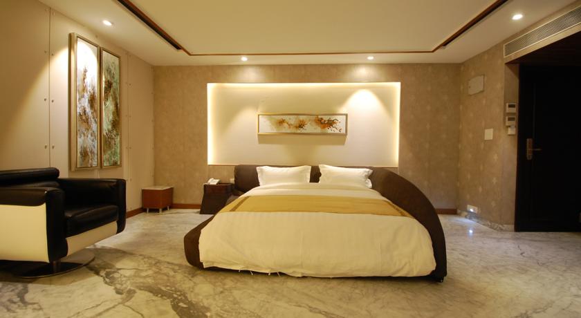 Sapphire Star Inn